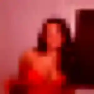 Clemence, femme de 41 ans propose plan cul à Plancher-Bas