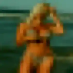 Helena, 30 ans, disponible à Pleslin-Trigavou pour une rencontre coquine