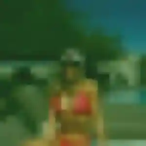 Rejoins Lucienne, 27 ans à Plessé gratuitement