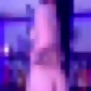 Josephine, 37 ans, connectée à Plouguiel pour une rencontre coquine