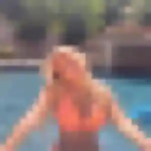 Belle Violette, 32 ans à Porcieu-Amblagnieu - la contacter