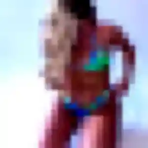 Roxane, 28 ans, connectée à Port pour un plan cul
