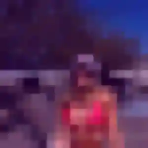 Delia, 32 ans, dispo pour plan cul à Préaux