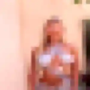 Elena, femme de 22 ans cherche plan cul à Préval