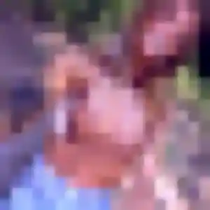 Photo de Emmanuelle à Publier (35 ans) - plan cul sans inscription