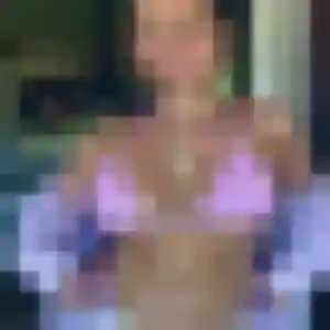 Deborah, 41 ans, disponible à Quéven pour un plan cul