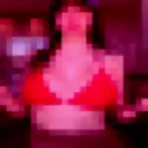 Constance (37 ans) à Quimper cherche un plan cul maintenant