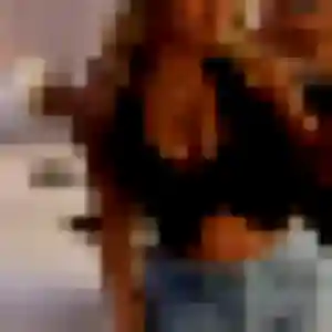 Découvre Lamia, 40 ans à Quincampoix en privé