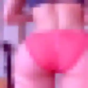 Tania, 34 ans, disponible à Quins pour un plan cul