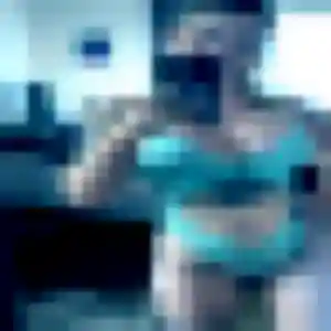 Photo de Maya à Réding (22 ans) - plan cul gratuit