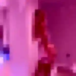 Penelope, 22 ans, cherche un plan cul à Reignier-Ésery