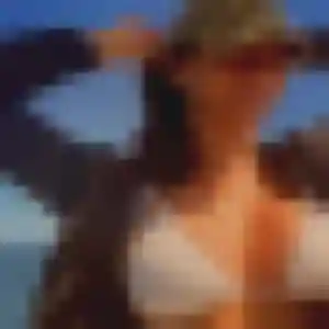 Marine, 36 ans, connectée à Rexpoëde pour un plan cul