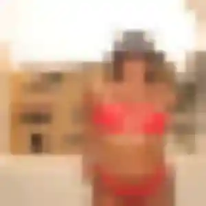 Malika, fille de 25 ans veut plan cul à Rieucros
