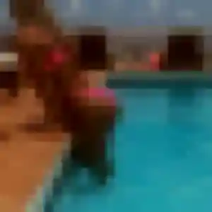 Photo privée de Amel, 22 ans à Rittershoffen - plan discret