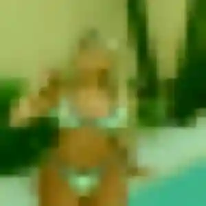 plan cul à Rivedoux-Plage : photo de Eglantine, 27 ans - sans engagement