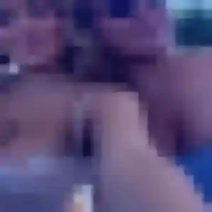 Charmante Estee, 38 ans à Robecq - voir sa photo