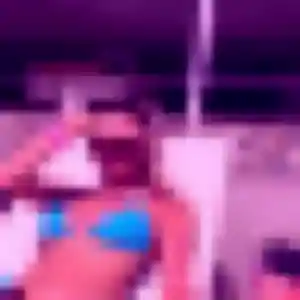 Photo de Verane à Rodelle (29 ans) - plan cul anonyme