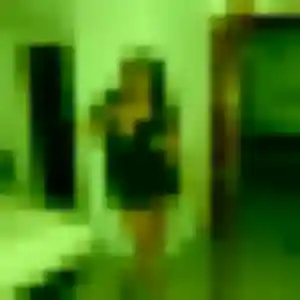 Sexy Rym, 33 ans à Roquefort - découvrir son profil