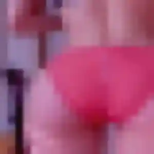 Photo de Elsa à Rustrel (25 ans) - plan cul discret