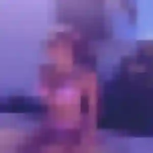 Emilie, 33 ans, disponible à Saint-André-d'Apchon pour une rencontre coquine