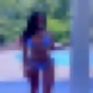 Anna, femme de 36 ans cherche plan cul à Saint-André-sur-Sèvre