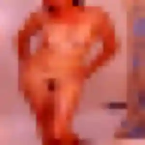 Sexy Natasha, 28 ans à Saint-Brès - voir sa photo