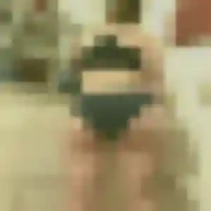 Ornella, 35 ans, en ligne à Saint-Brisson-sur-Loire pour un plan cul
