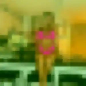 Rencontre Maeva, 43 ans à Saint-Christophe-de-Double en privé