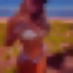 Phoebe, fille de 33 ans cherche plan cul à Saint-Cybardeaux