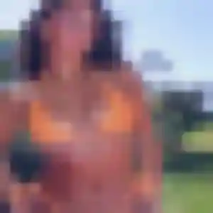 Heloise, 33 ans, disponible à Saint-Éliph pour un plan cul