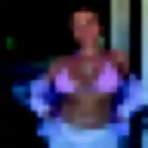 Sylvie, femme de 33 ans propose plan cul à Saint-Just-Chaleyssin