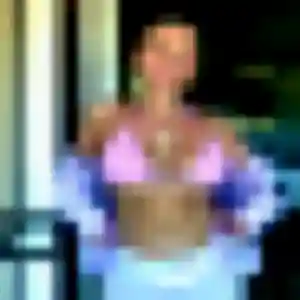Oriane, 44 ans, dispo pour plan cul à Saint-Just-Malmont