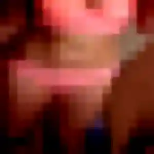 Manon, 43 ans, connectée à Saint-Laurs pour une rencontre coquine