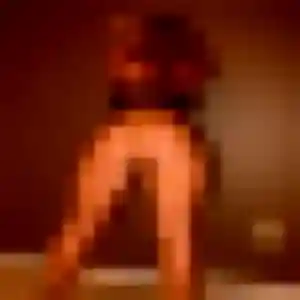 Photo de Faustine à Saint-Morillon (24 ans) - plan cul anonyme