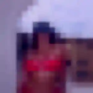 Nora, 45 ans, en ligne à Saint-Simon pour un plan cul