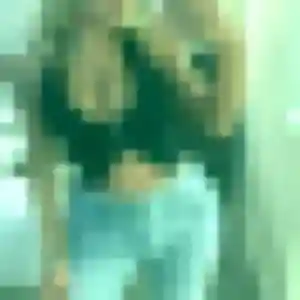 Aurelie, fille de 31 ans cherche plan cul à Saint-Victurnien