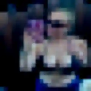 Christelle, femme de 22 ans cherche plan cul à Sainte-Gemmes-le-Robert