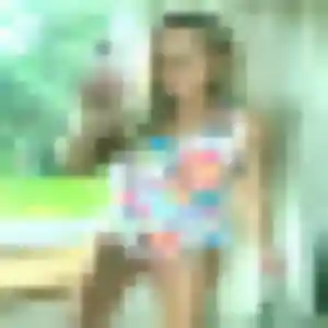Charmante Jade, 27 ans à Sainte-Maxime - la contacter
