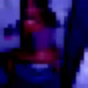 Anna, 33 ans, en ligne à Sampans pour une rencontre coquine