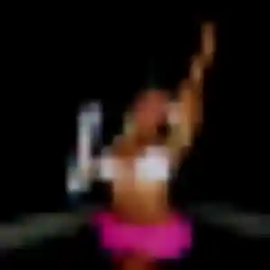 Contacte Celia, 29 ans à Sault en privé