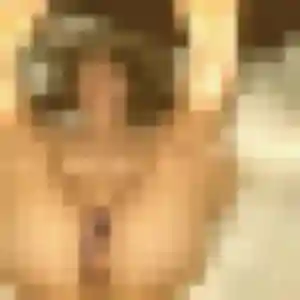 Djamila, 43 ans, connectée à Sauternes pour une rencontre coquine