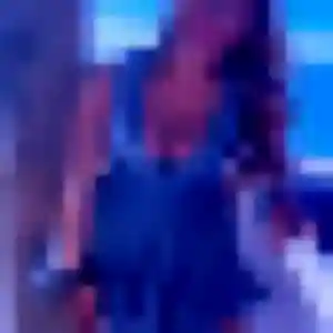 Ursula (39 ans) à Sauveterre propose une rencontre rapidement