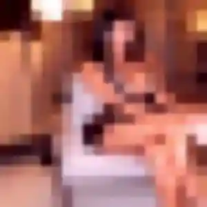 Photo de Zineb à Scientrier (22 ans) - plan cul anonyme