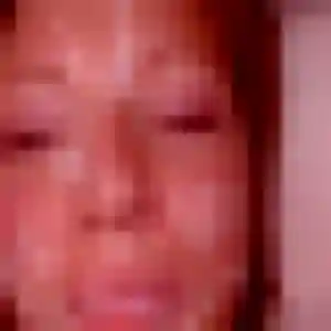 Estee, 24 ans, en ligne à Séguret pour une rencontre coquine
