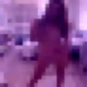 Contacte Isabelle, 26 ans à Sémalens en privé