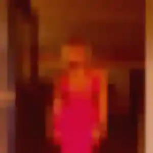 Kelly de Sequedin, 24 ans - plan cul discret