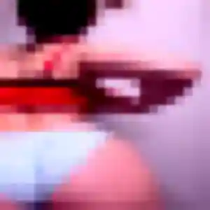 Leana (24 ans) à Taugon cherche une rencontre maintenant