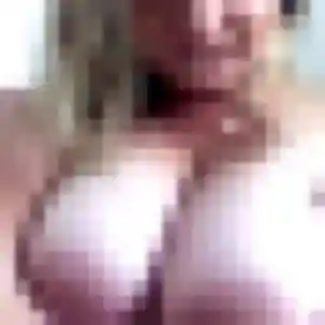 Odette (43 ans) à Tessy-Bocage cherche une rencontre ce soir