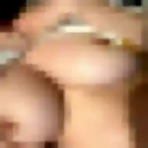 Aisha, 29 ans, cherche un plan cul à Tinténiac