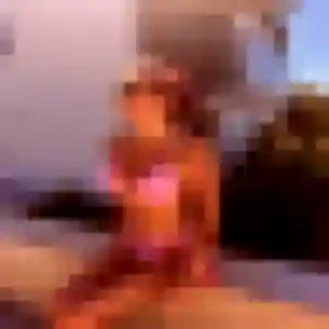 Rencontre Djamila, 27 ans à Tornac en privé